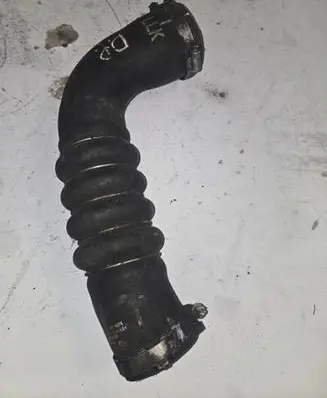 Intercooler hose/pipe