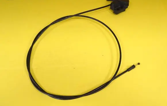Skoda Octavia Mk1 (1U) Engine bonnet/hood lock release cable 1H1823533