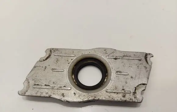 Audi A4 S4 B8 8K Fuel Injector clamp holder 03L103113