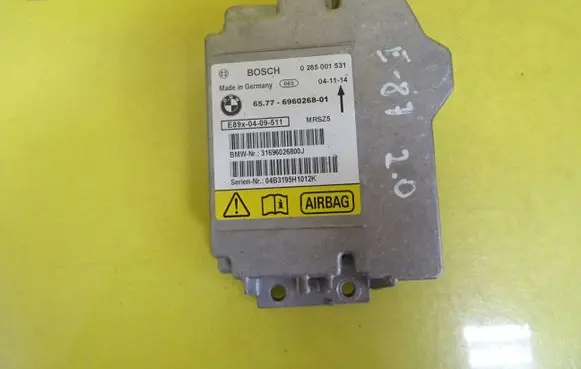 BMW 1 E81 E87 Airbag control unit/module 0285001531 696026801