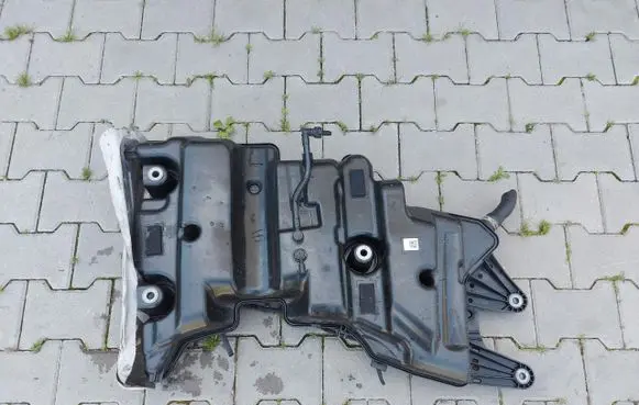 Mercedes-Benz Vito Viano W447 AdBlue liquid reservoir A0994711400JLK01