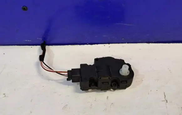 A/C air flow flap actuator/motor