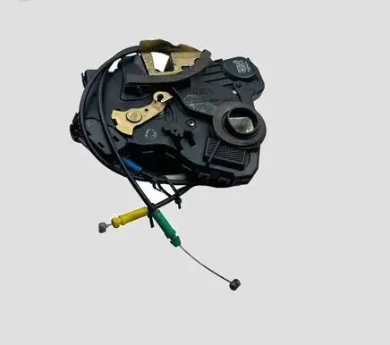 Toyota Corolla E120 E130 Front door lock