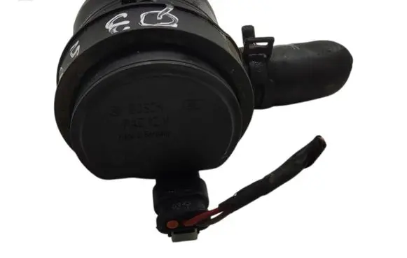 Infiniti Q30 Electric auxiliary coolant/water pump A0005000686