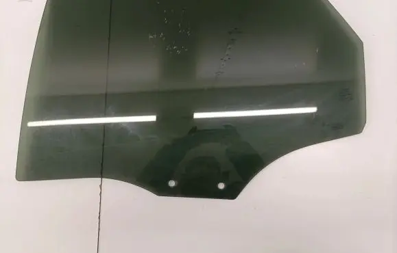 Rear door window glass