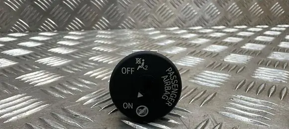 BMW i3 Passenger airbag on/off switch 9326501