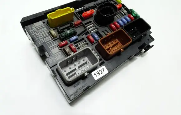 Peugeot 308 Fuse box set 9807028880 29441837
