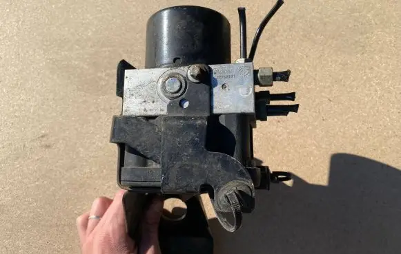 Chevrolet Cruze ABS Pump 13412550 20T925550T221990WC 10020604494