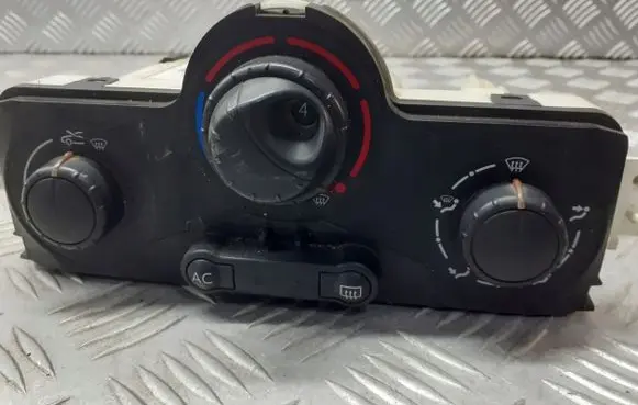 Renault Scenic II - Grand scenic II Interior fan control switch 69580001