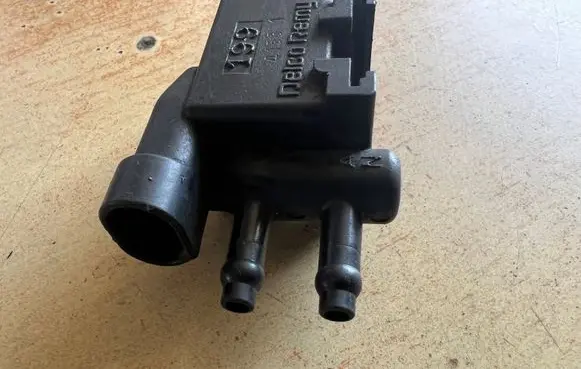 Opel Corsa B Vacuum valve 41531 19941531