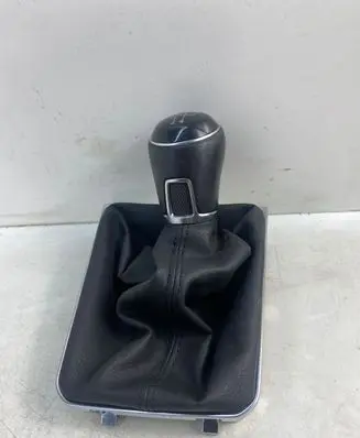 Volkswagen Golf Sportsvan Gear shifter/selector 517711113B