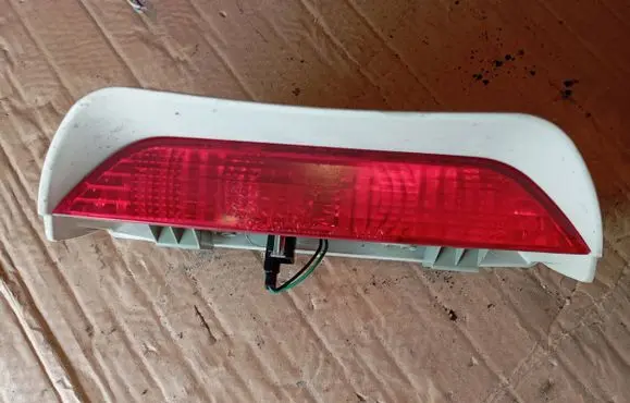 Hyundai Getz Third/center stoplight
