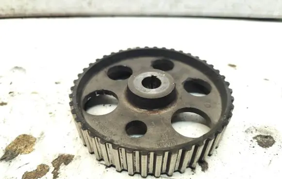 Audi A4 S4 B5 8D Fuel pump gear (pulley) 028130111A
