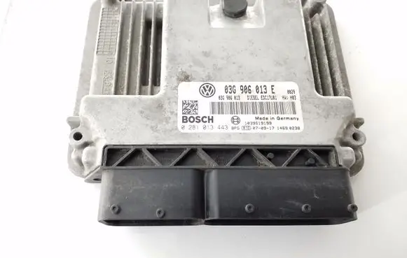 Skoda Roomster (5J) Engine control unit/module 03G906013E 0281013443