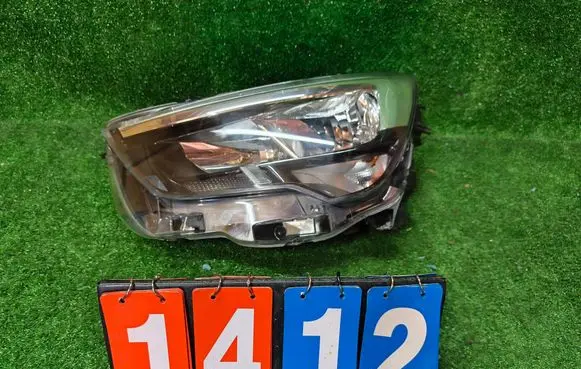 Opel Combo E Headlight/headlamp 90145298 9816825580 9014529861EX