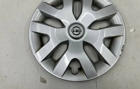 Nissan Leaf I (ZE0) R16 wheel hub/cap/trim 403151kk0b
