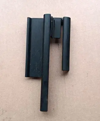 BMW 5 E60 E61 Front passenger seat rail trim 7007695