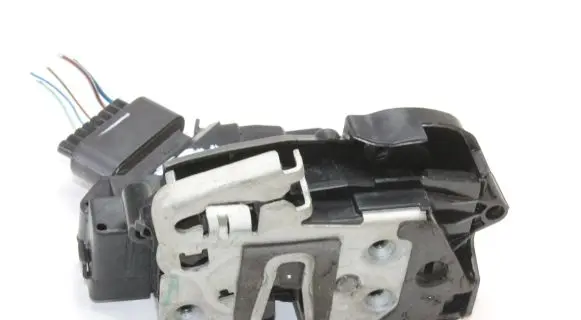 Ford Fusion Coupe door lock (next to the handle) FS7A5421813CA