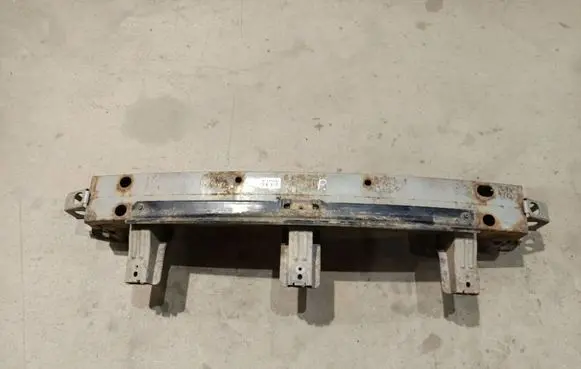 Subaru B9 Tribeca Front bumper cross member 