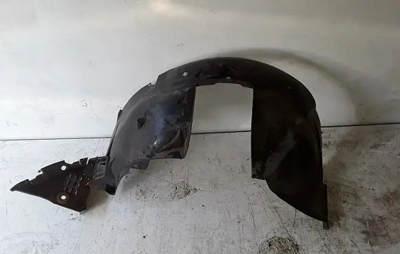 Renault Sandero II Front wheel arch liner splash guards 638407903R