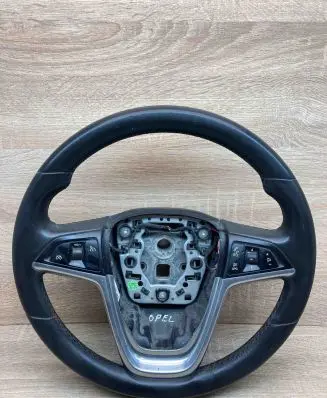 Opel Insignia A Steering wheel 13306885 9111A00437