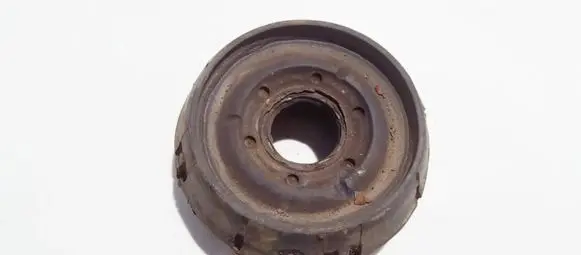 Renault Kangoo I Coil spring mount 7700829529