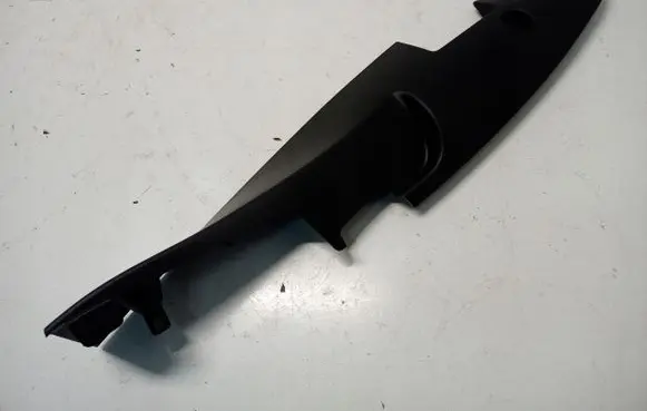 Tailgate/trunk/boot hinge