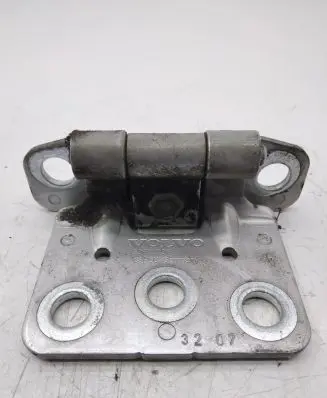 Volvo XC90 Tailgate/trunk/boot hinge 30674732