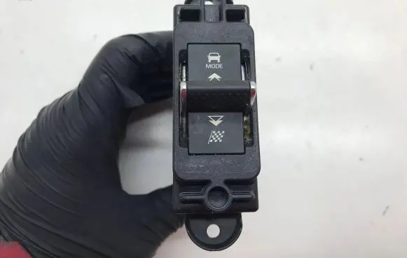 Jaguar E-Pace Other switches/knobs/shifts J9C314B596 16667867 SN20506202340441