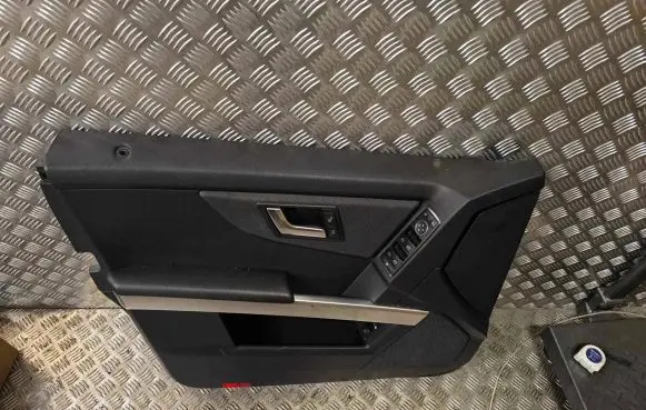 Mercedes-Benz GLK (X204) Front door card panel trim 0001207617 20110616 A2045407110