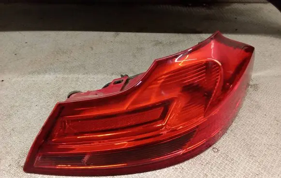 Opel Insignia A Rear/tail lights VP9TTX13404