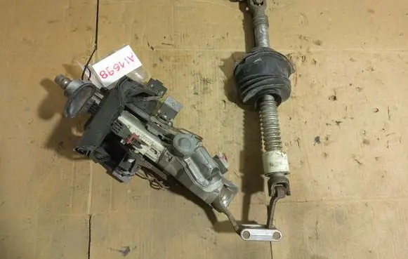 Mercedes-Benz CLS C219 Steering wheel axle A2114604116