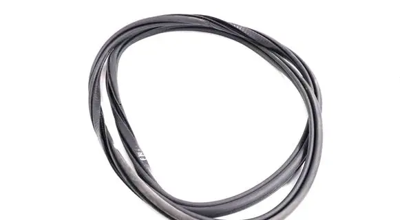 Volvo XC40 Rubber seal front coupe door 