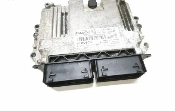 Ford Focus Engine control unit/module CV6112A650ANE CV6A12B684BB 0261S09147