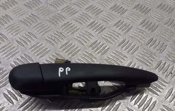 BMW 3 E46 Front door exterior handle/bracket 