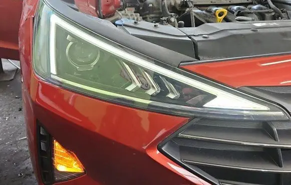 Hyundai Elantra VI Headlight/headlamp 92102-F2 IMPRK1495263