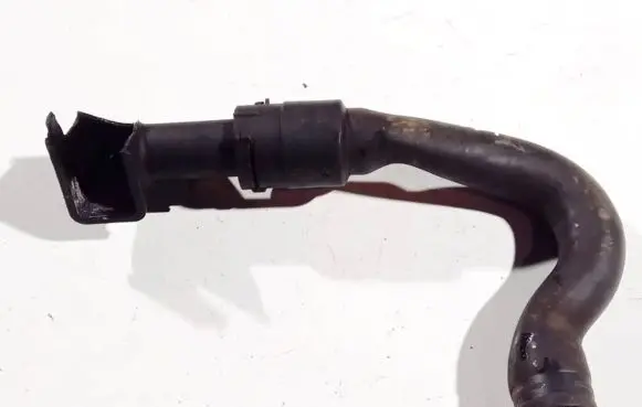 Audi A4 S4 B7 8E 8H Intercooler hose/pipe 8e0121101aa