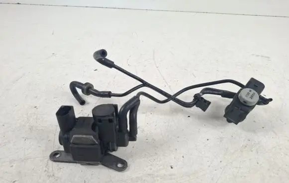 Audi Q7 4L Turbo solenoid valve 1K0906283A