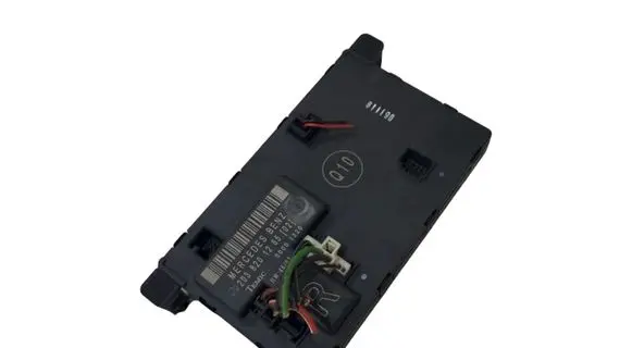 Mercedes-Benz C W203 Door control unit/module 2038201285 00001320
