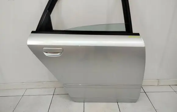 Audi A4 S4 B6 8E 8H Rear door 