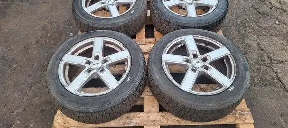 R16 alloy rim