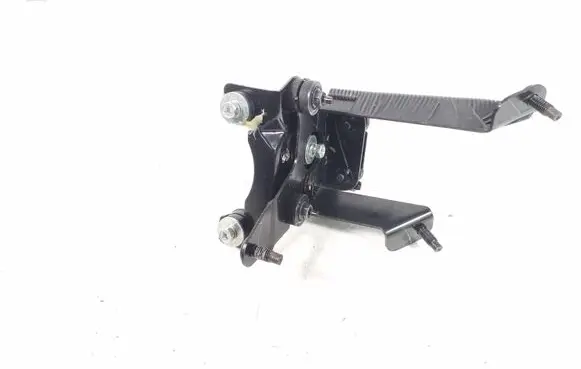 Infiniti Q70 Y51 ABS pump bracket 