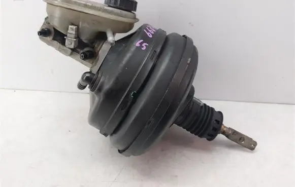 Audi A8 S8 D2 4D Brake booster 4D0612105A