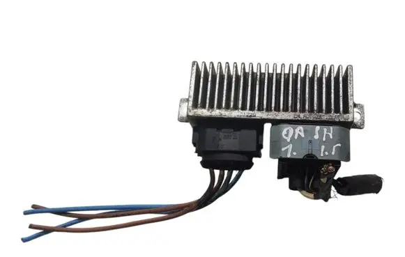 Nissan Qashqai Glow plug pre-heat relay 8200558438