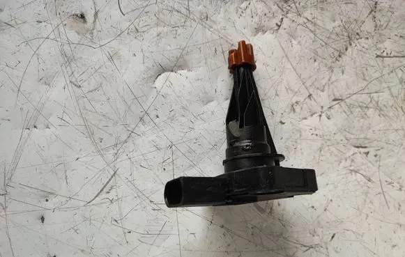 BMW 3 F30 F35 F31 Oil level sensor 8608779