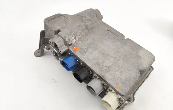 Tesla Model S Current control relay 105989100D 0318AG0010052