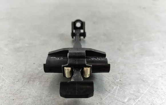 Volvo XC40 Front door check strap stopper 31457262