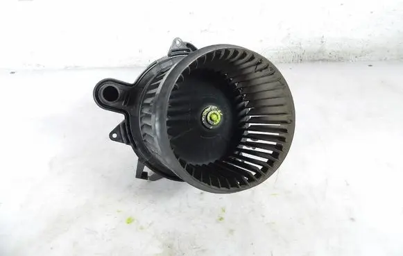 Renault Captur Heater fan/blower 5R5833500