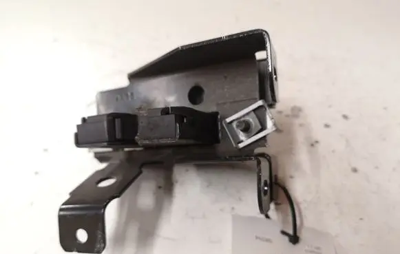 Peugeot 407 Tailgate window lock/catch/latch 9648254780