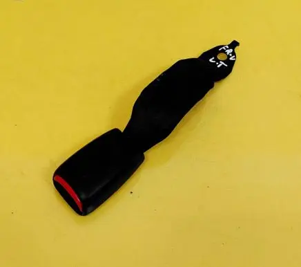 Honda FR-V Rear seatbelt buckle 